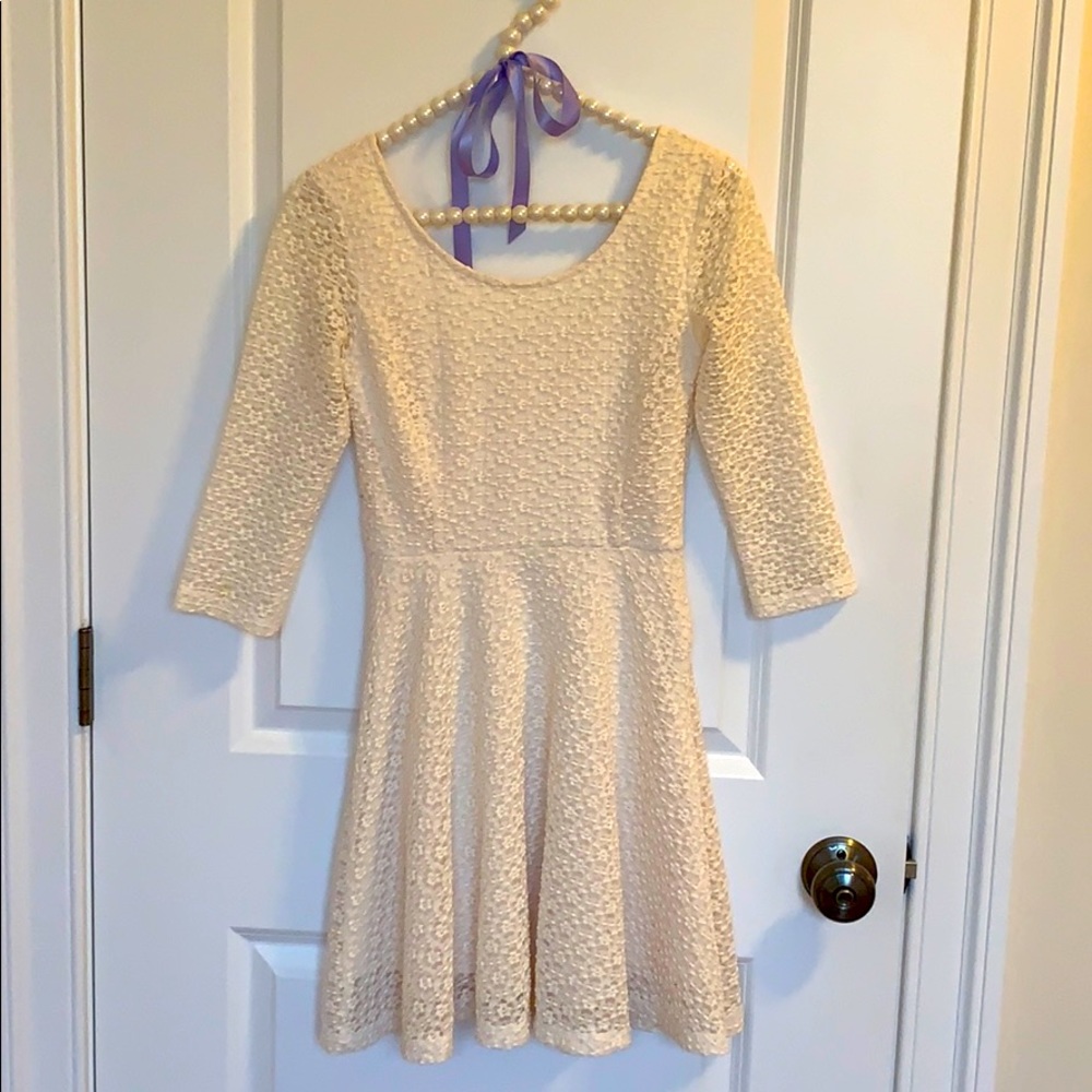 Lush creme 3/4 sleeve cotton dress